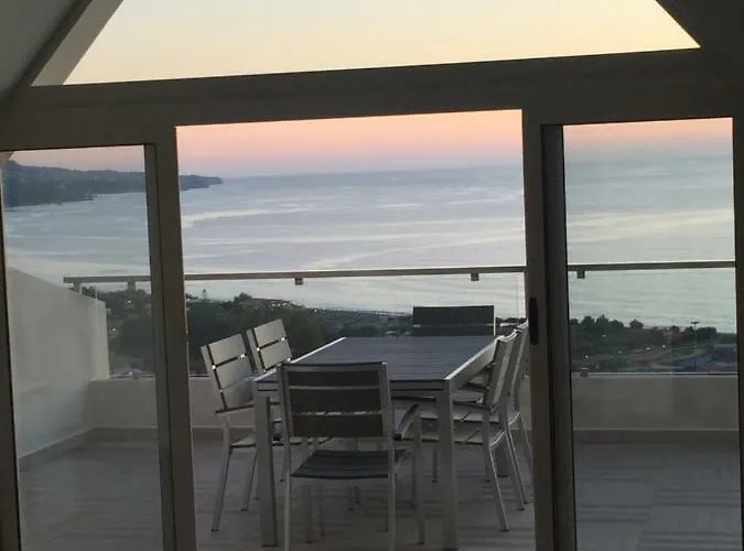 Village 別荘 ザンブローネ